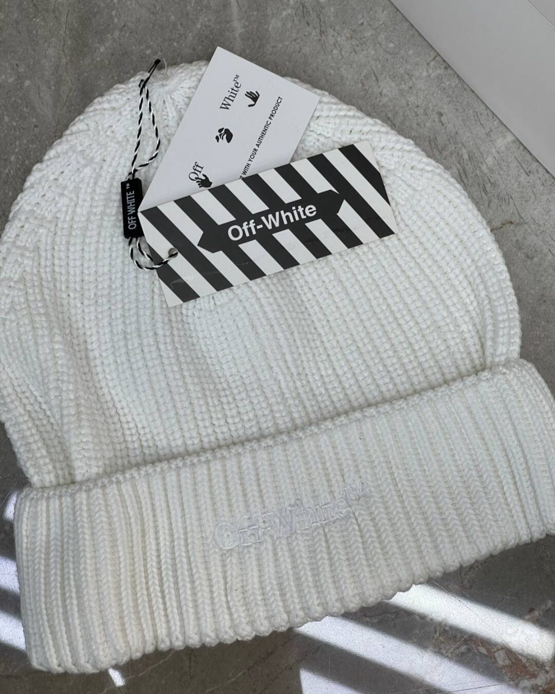 Шапка Off White