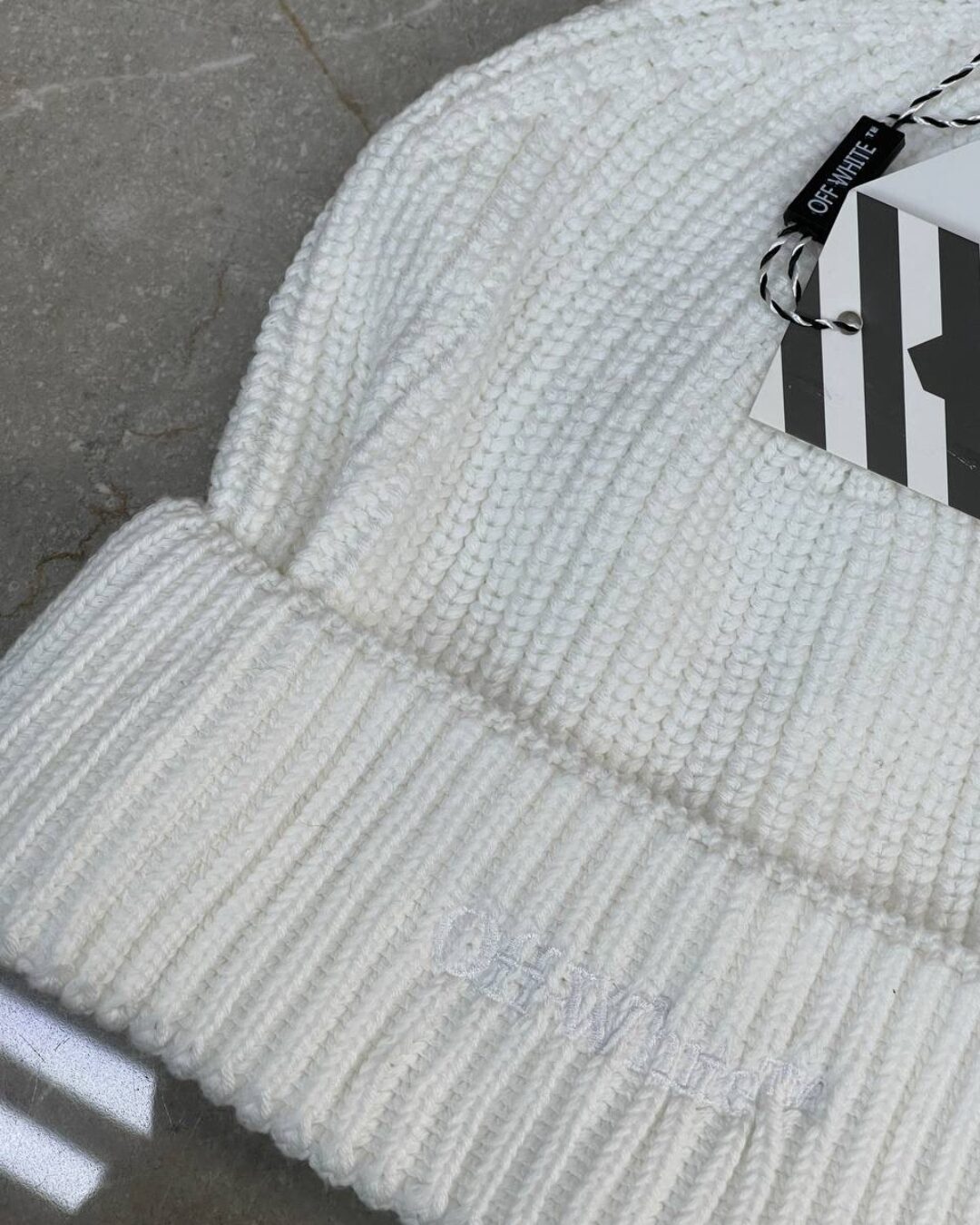 Шапка Off White