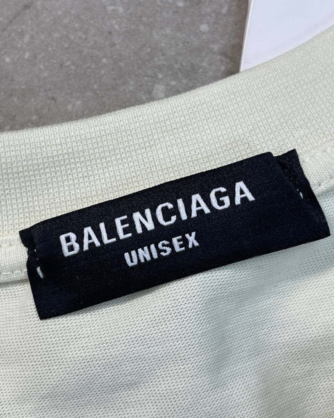 Футболка Balenciaga — фото 8