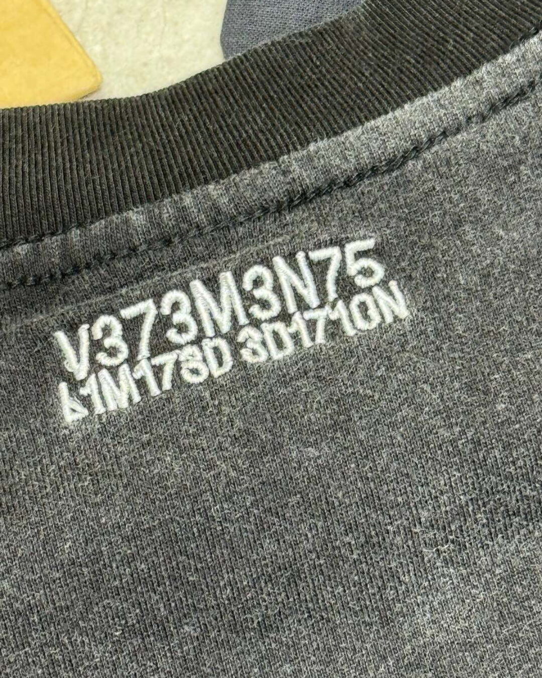 Кофта Vetements