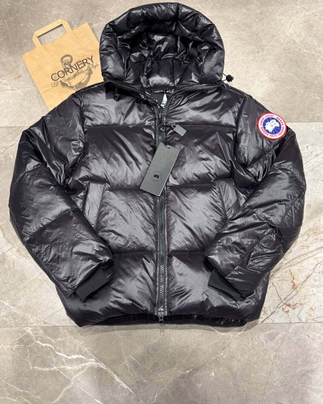 Пуховик Canada Goose