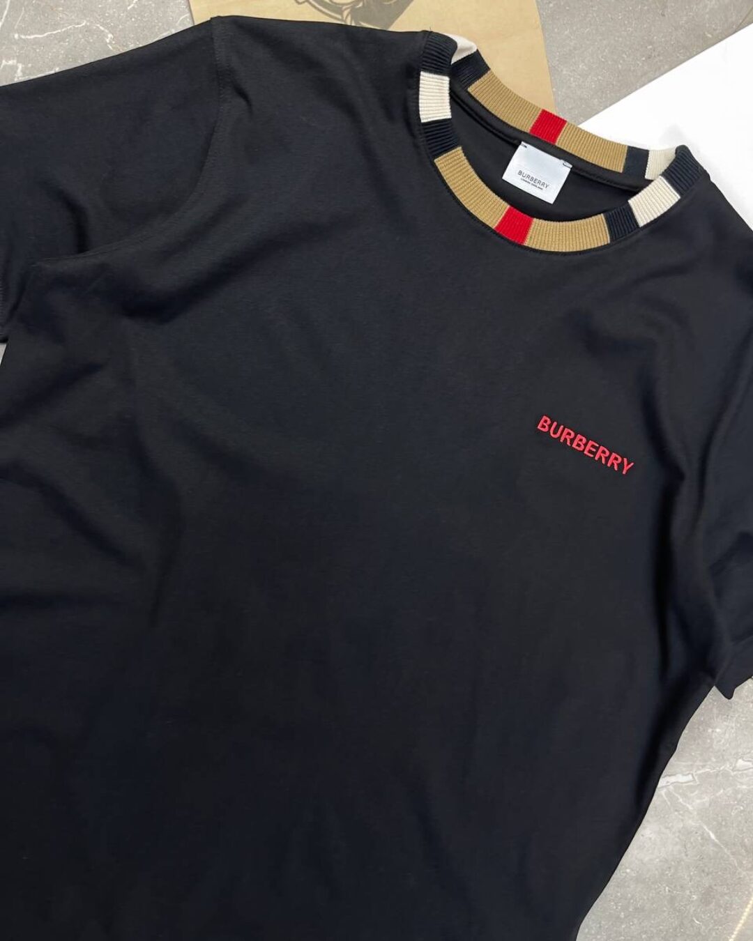 Футболка Burberry