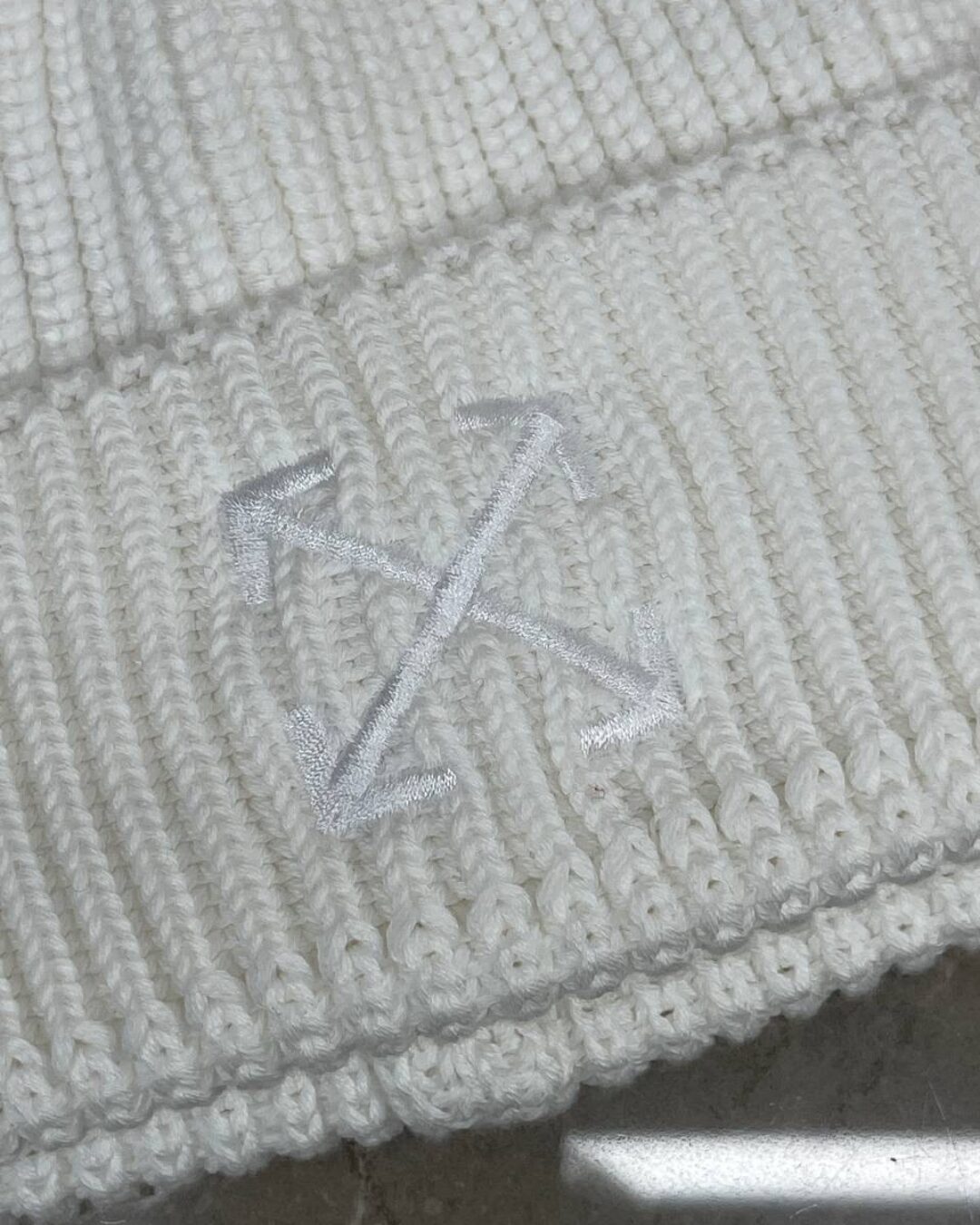 Шапка Off White