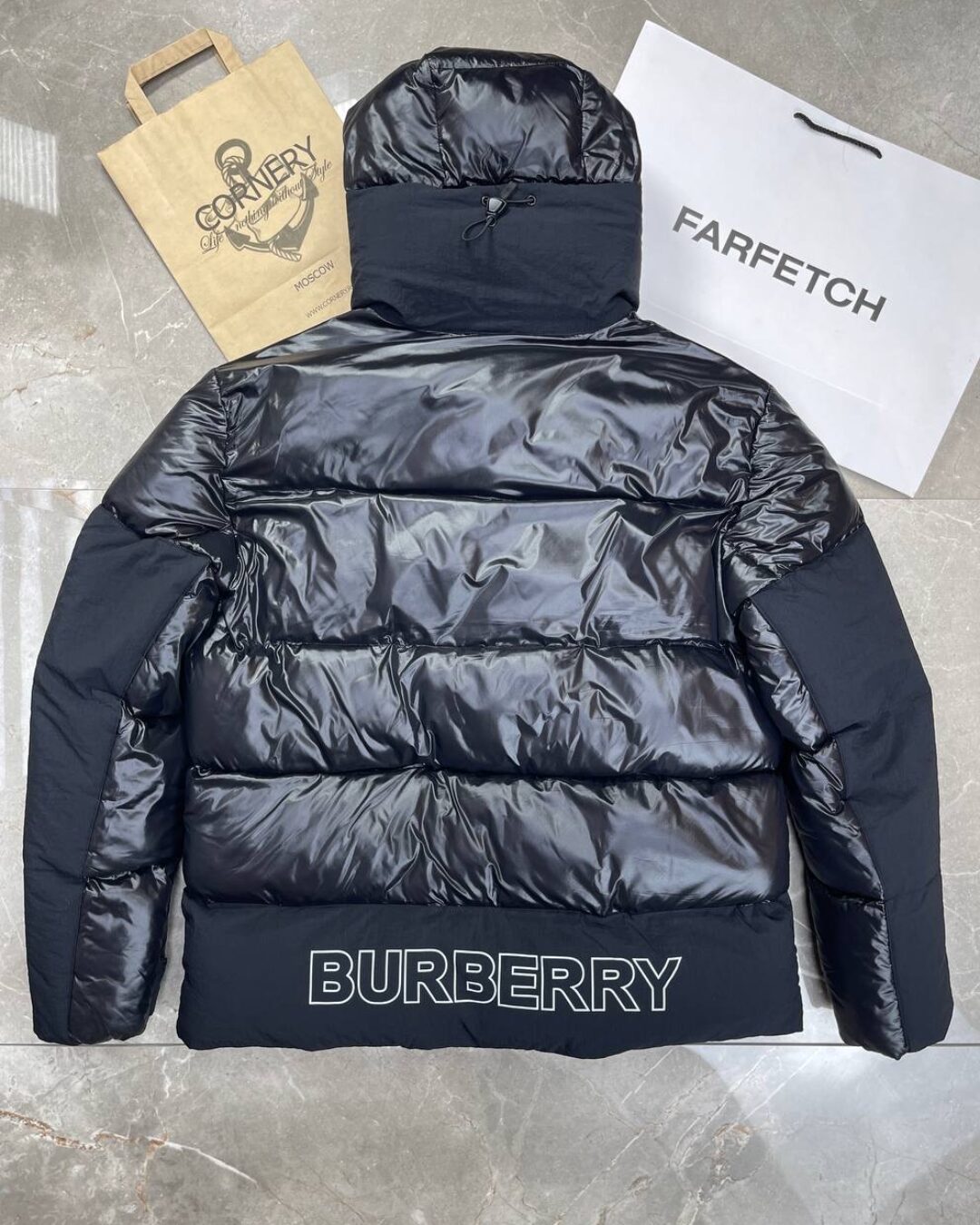 Пуховик Burberry