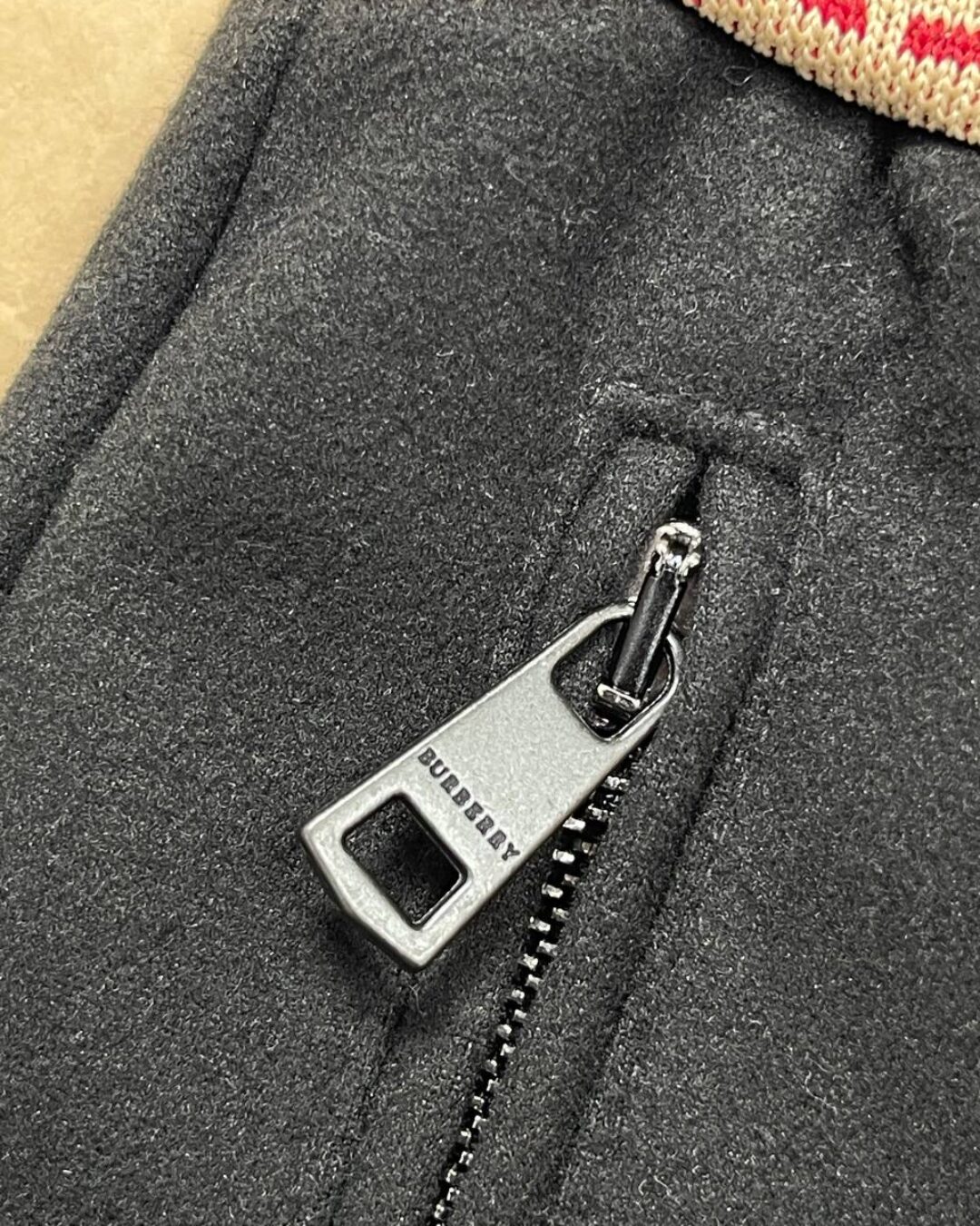 Штаны Burberry