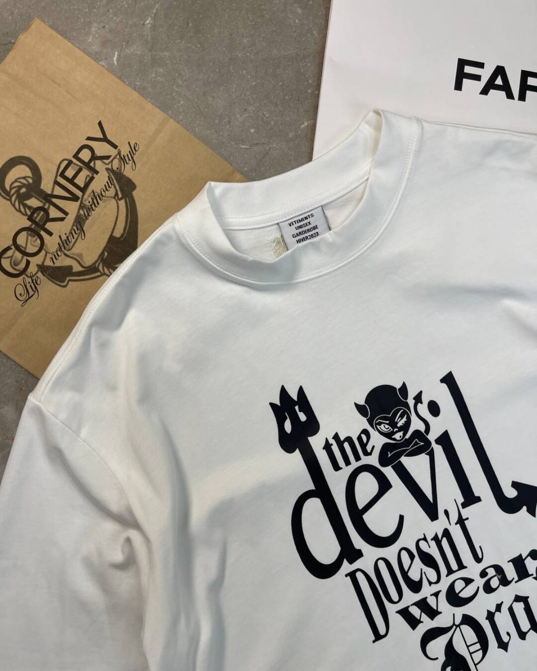 Футболка Vetements Devil — фото 3