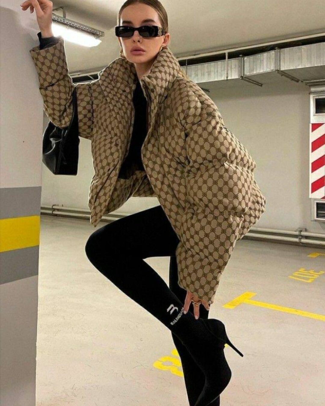 Куртка Balenciaga — фото 8