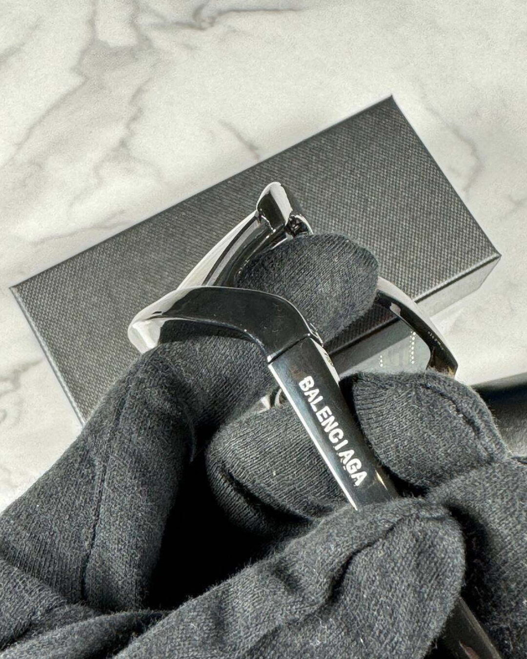 Очки Balenciaga