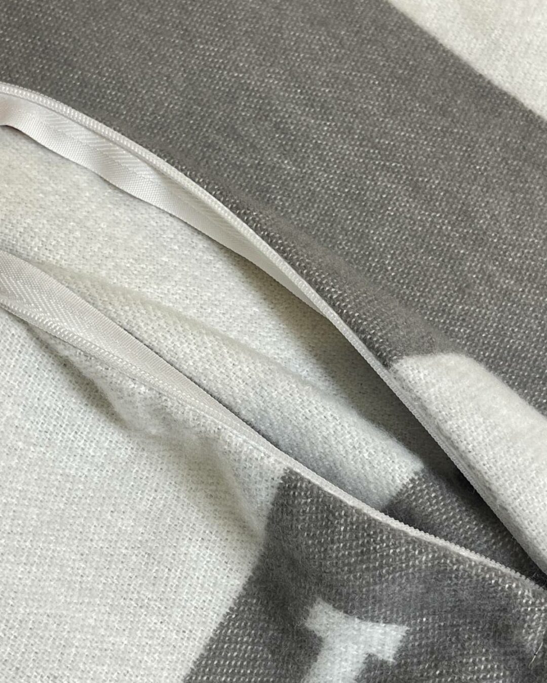 Чехол для подушки Hermes