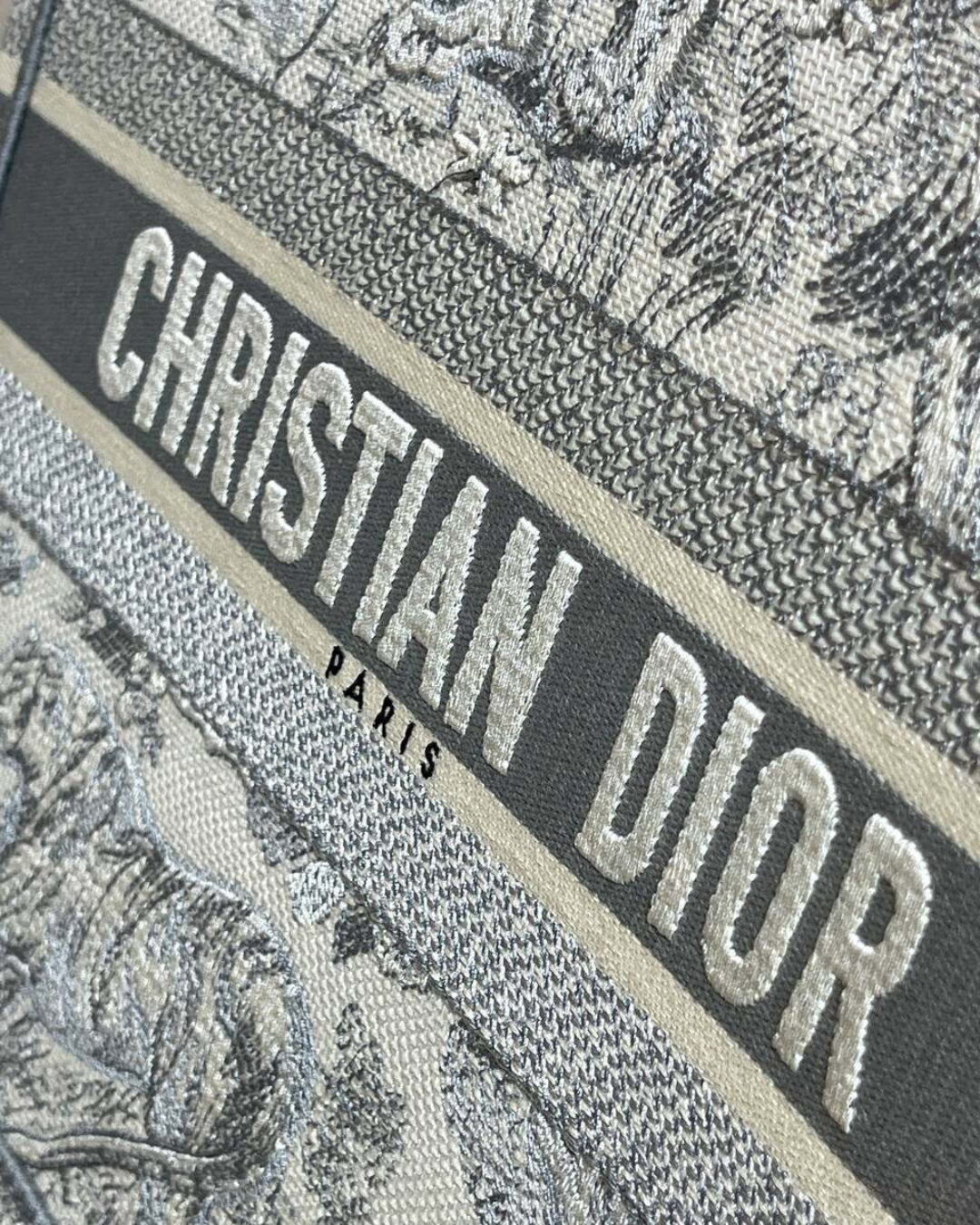 Сумка Dior Book Tote