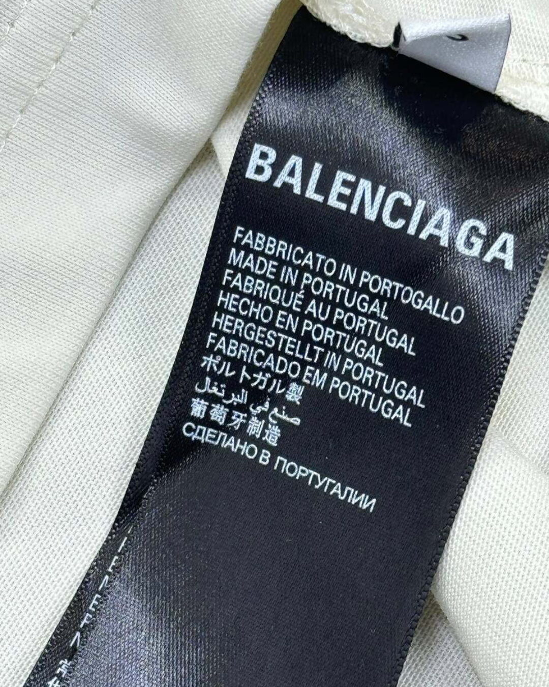 Футболка Balenciaga — фото 8