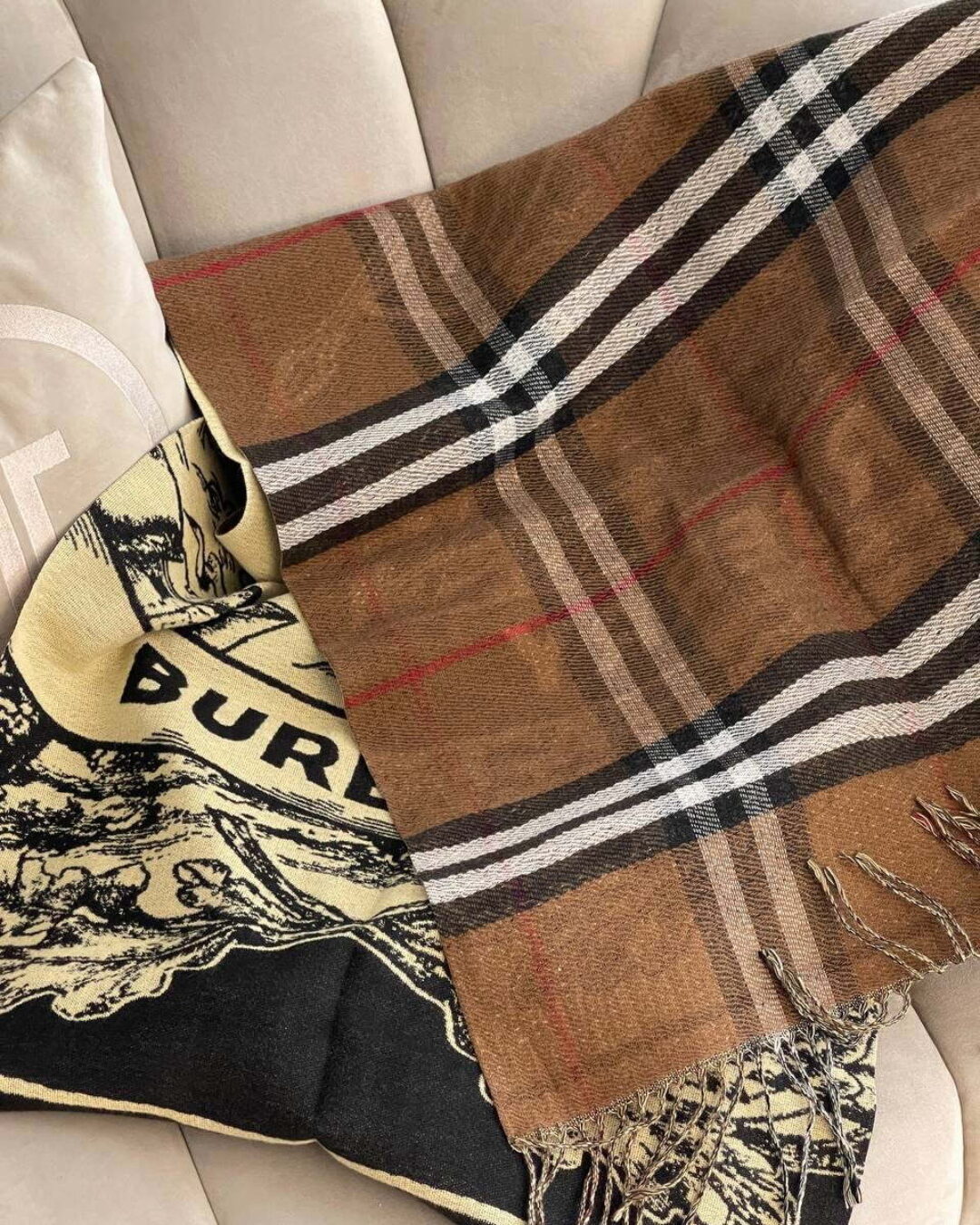 Шарф Burberry