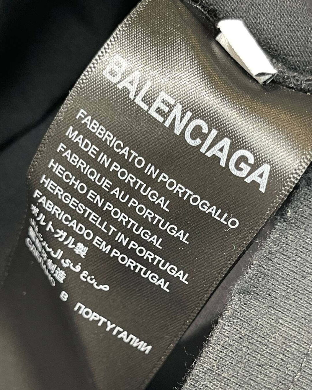 Футболка Balenciaga — фото 6