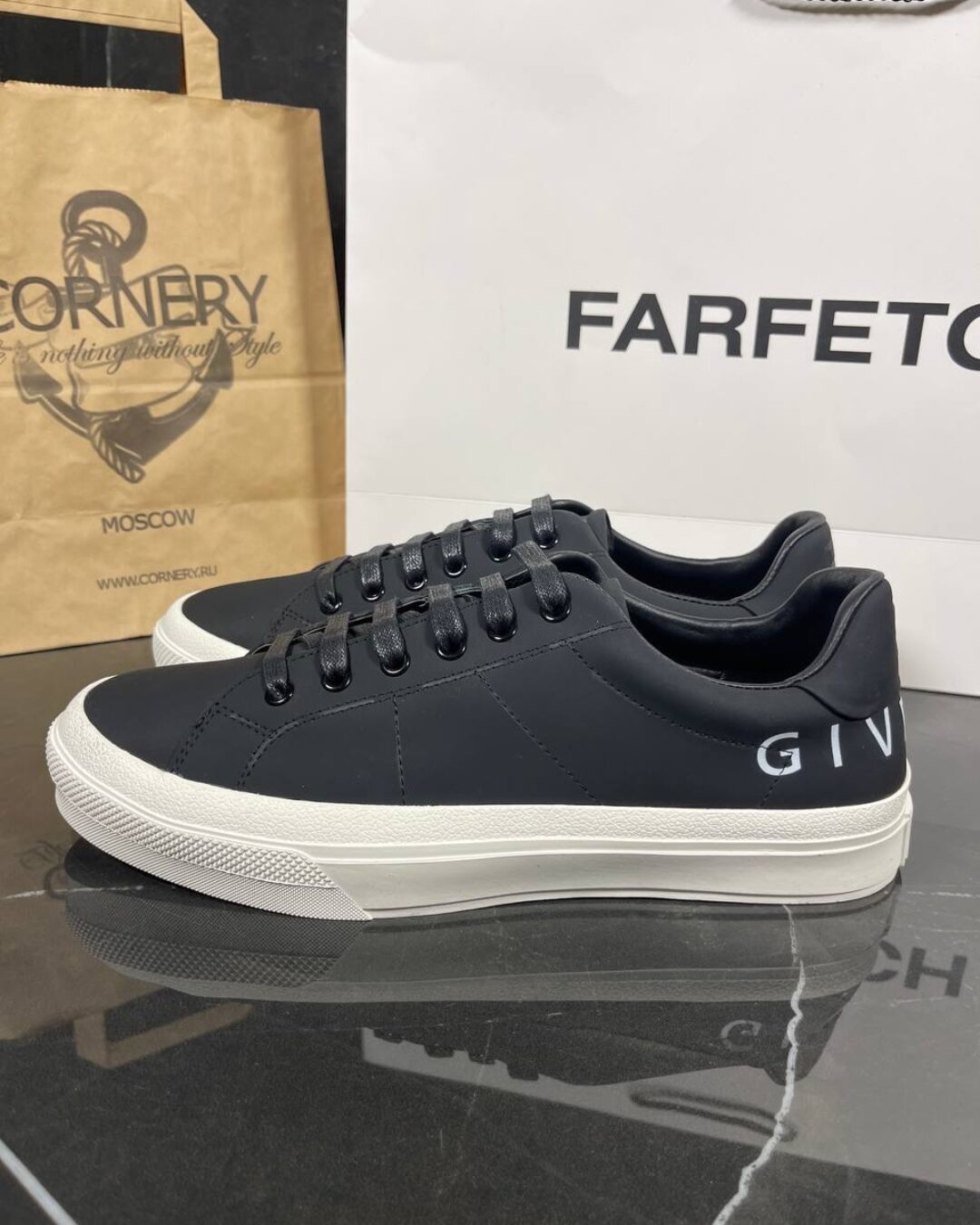 Кеды Givenchy