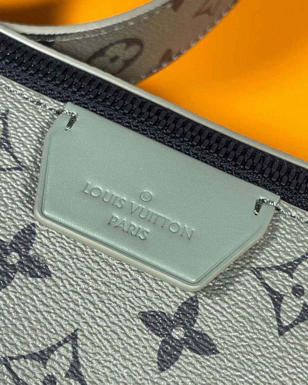 Сумка Louis Vuitton