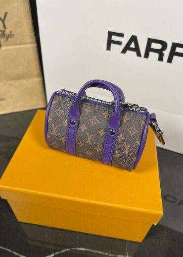 Ключница Louis Vuitton