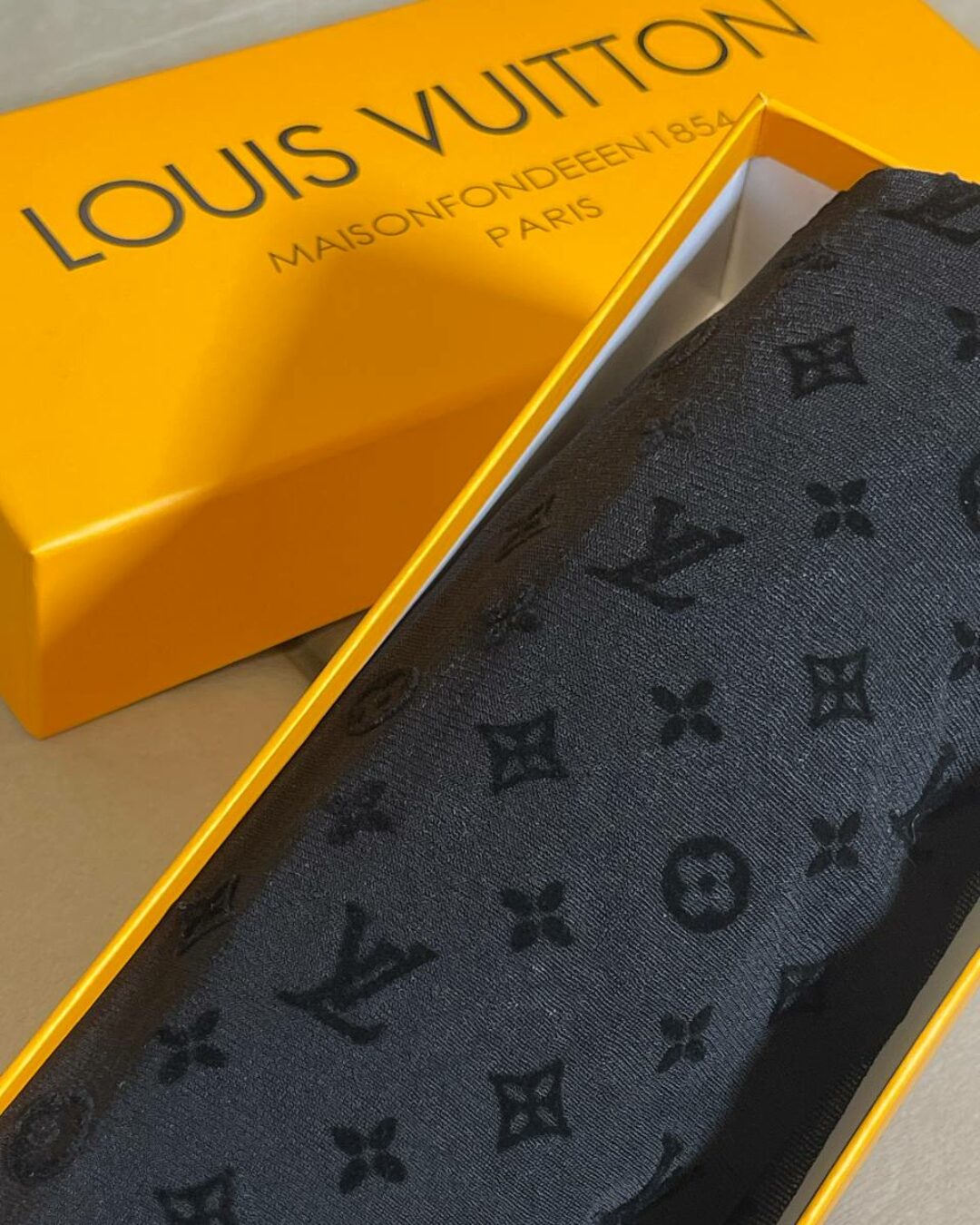 Колготки Louis Vuitton