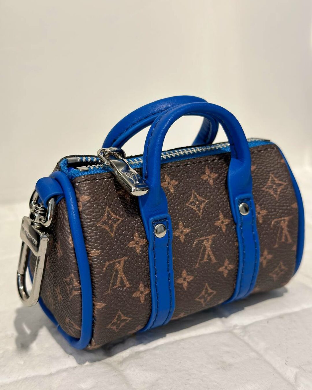 Ключница Louis Vuitton