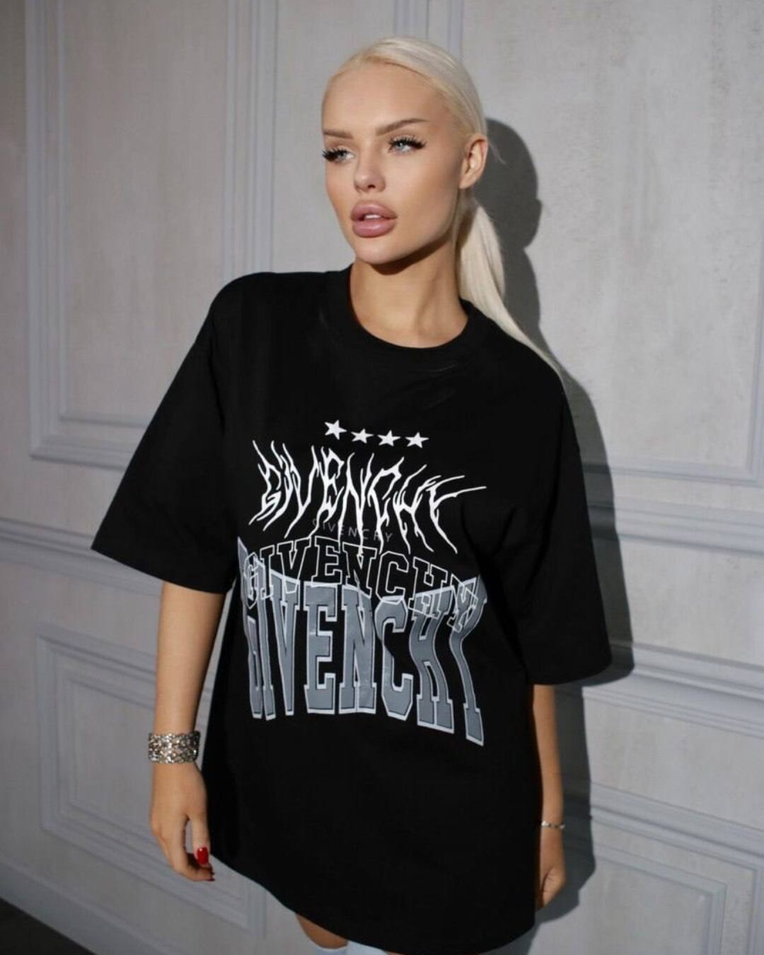 Футболка Givenchy