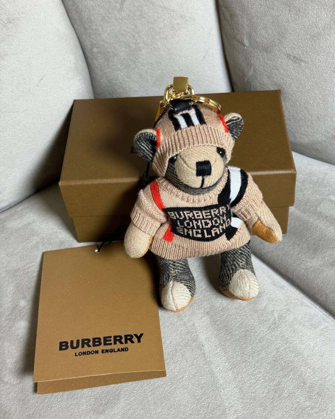 Брелок Burberry