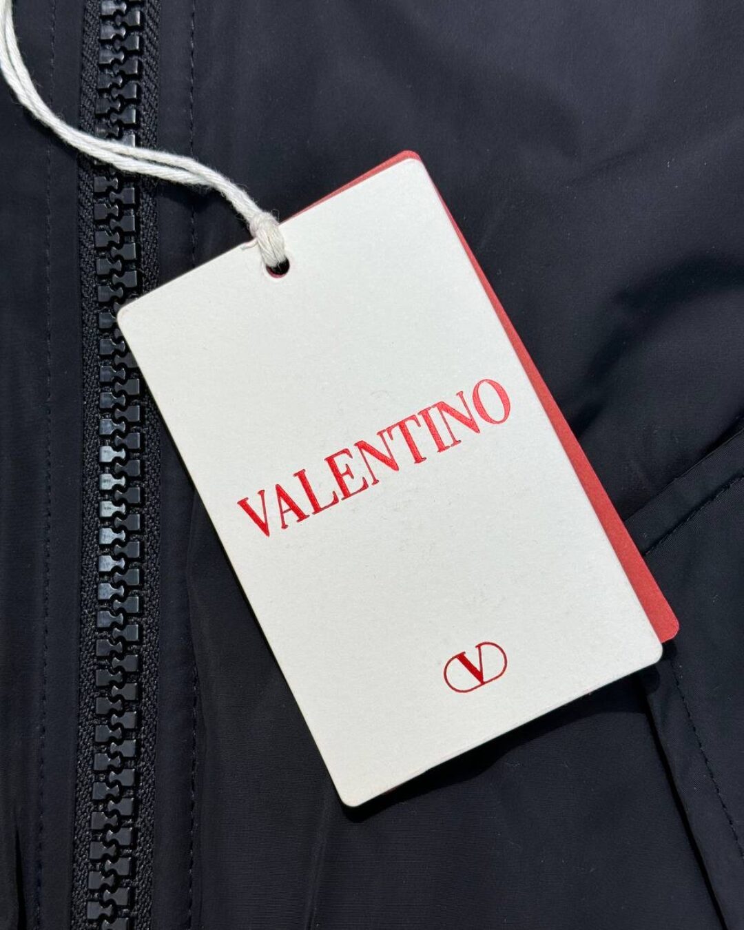 Бомбер Valentino