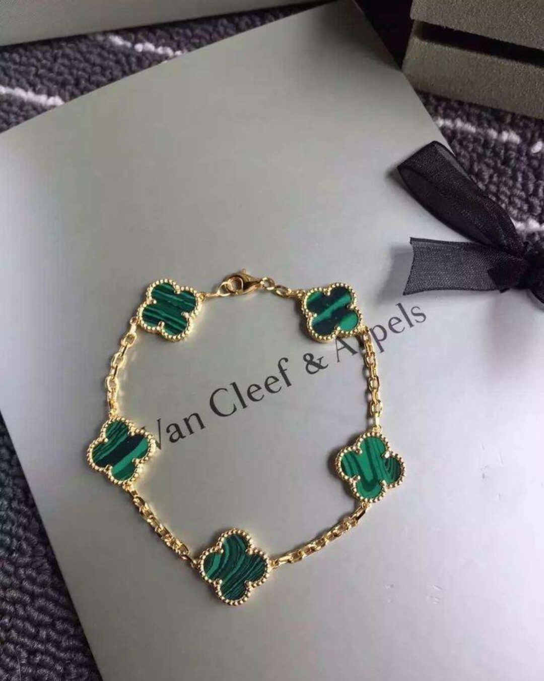 Браслет Van Cleef & Arpels Vintage Alhambra