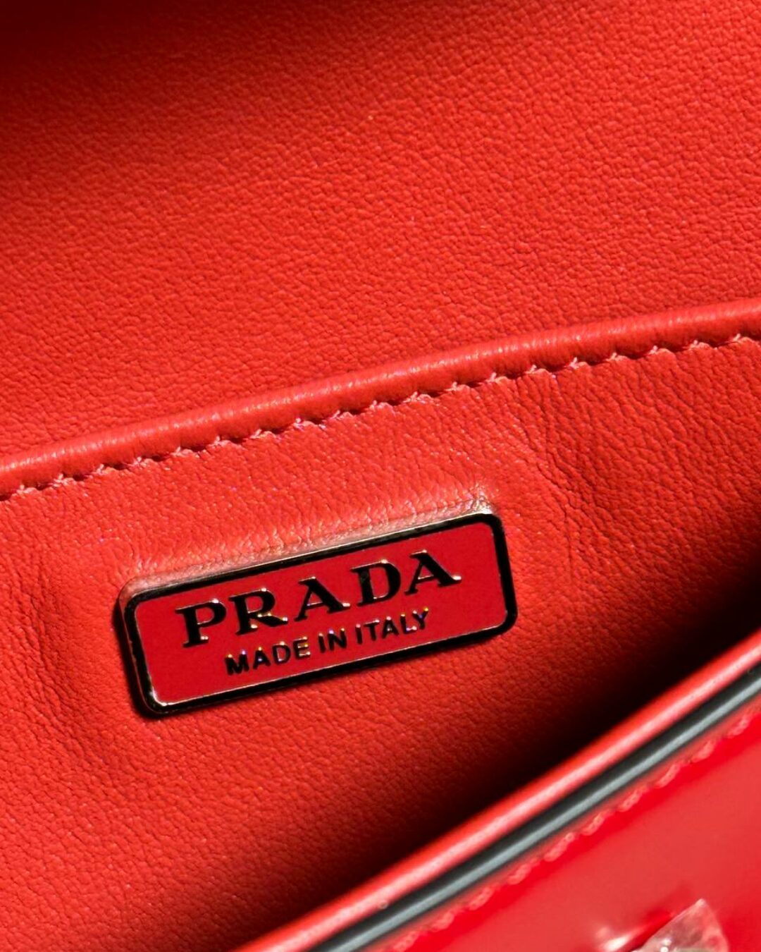 Сумка Prada Cleo Mini