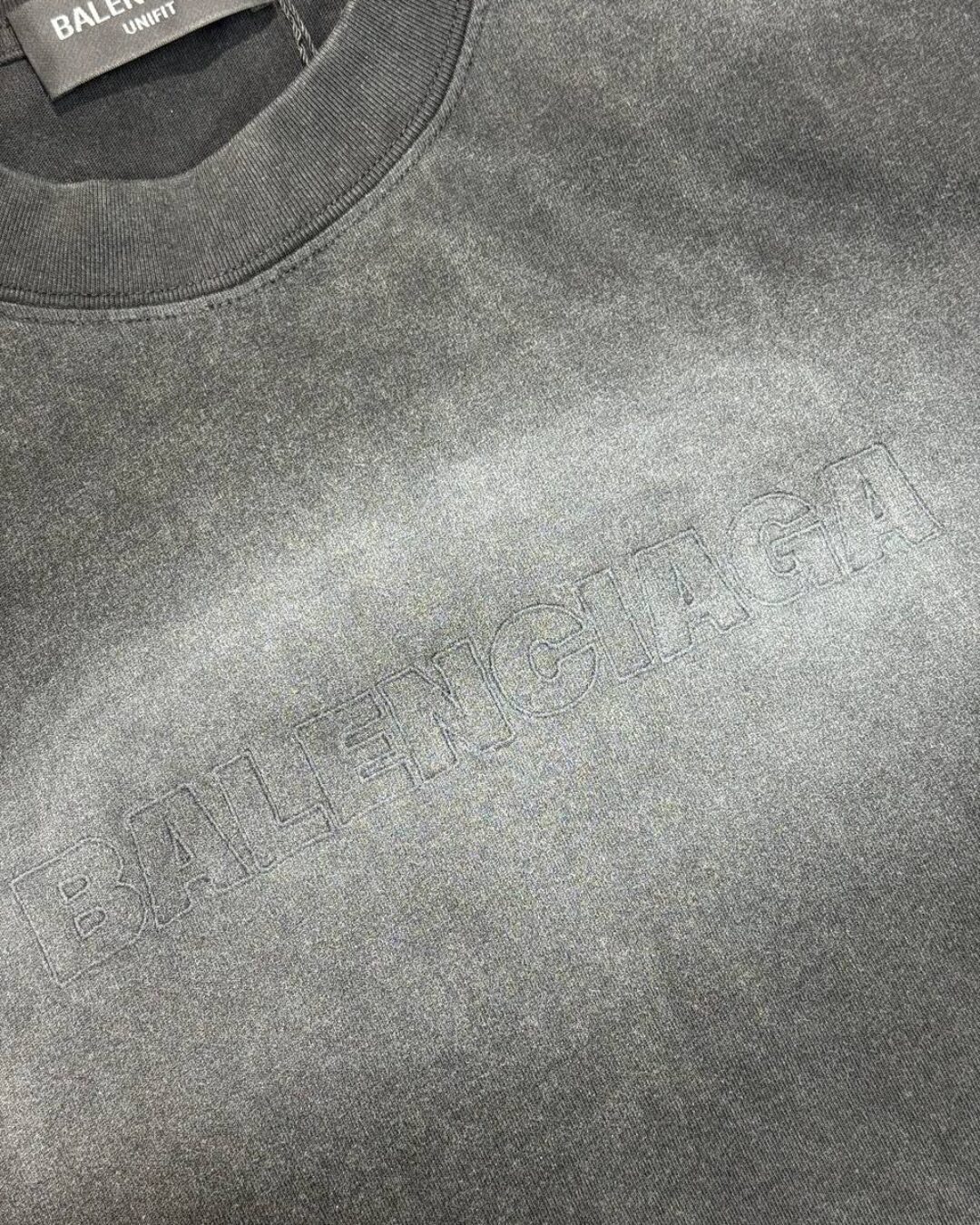 Футболка Balenciaga — фото 8