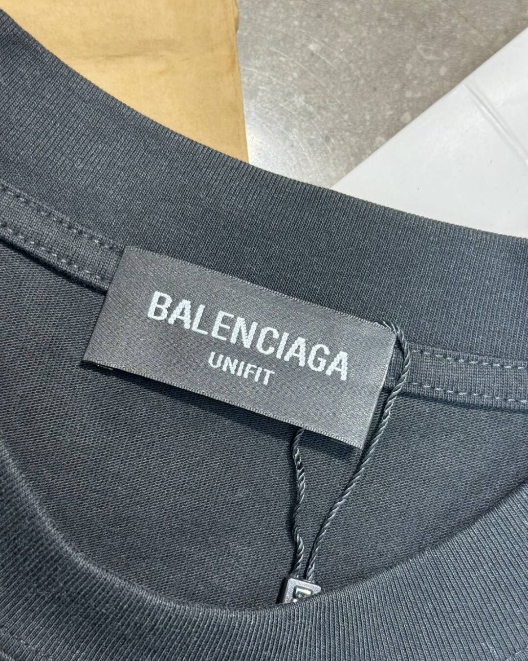 Футболка Balenciaga — фото 5