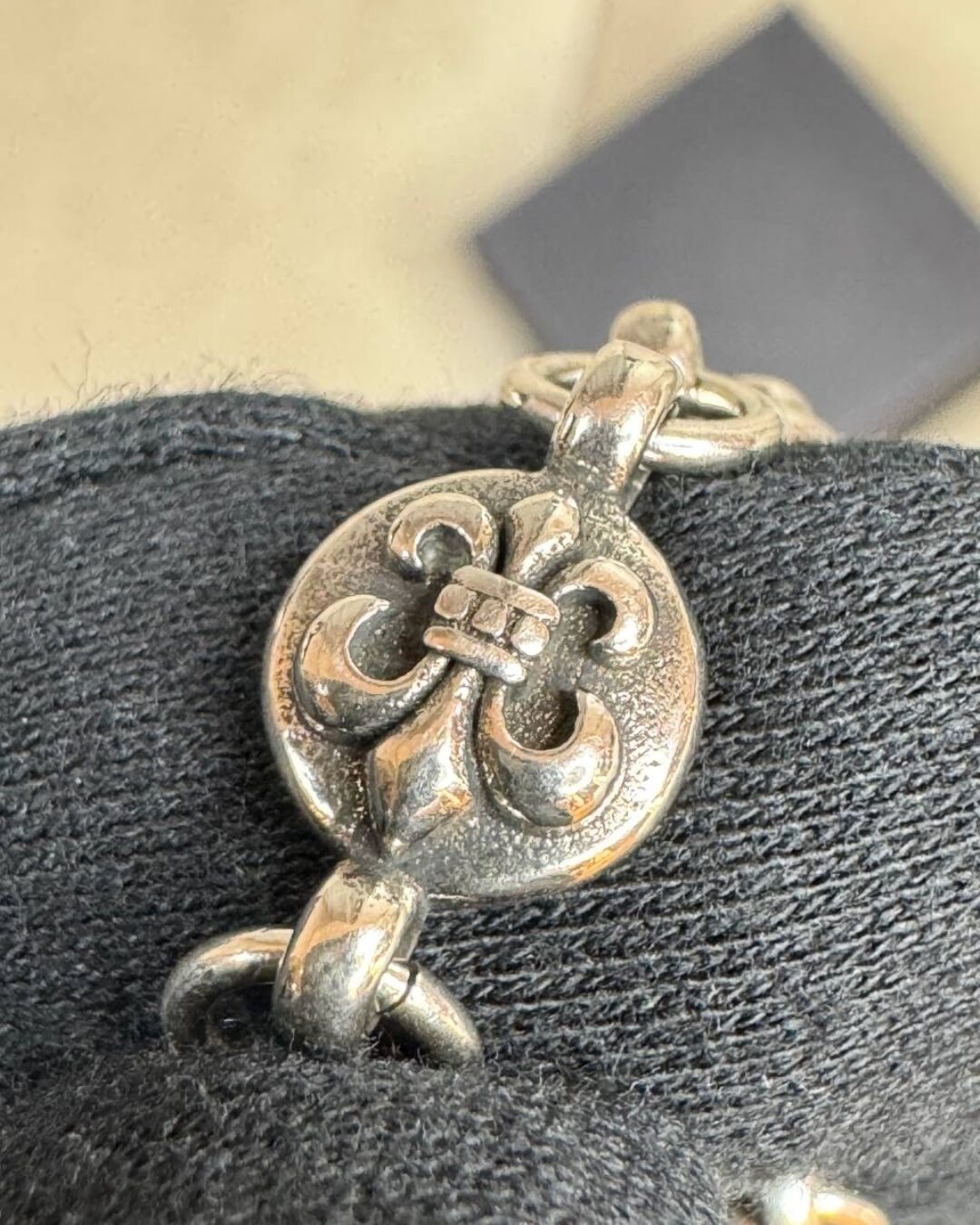 Колье Chrome Hearts