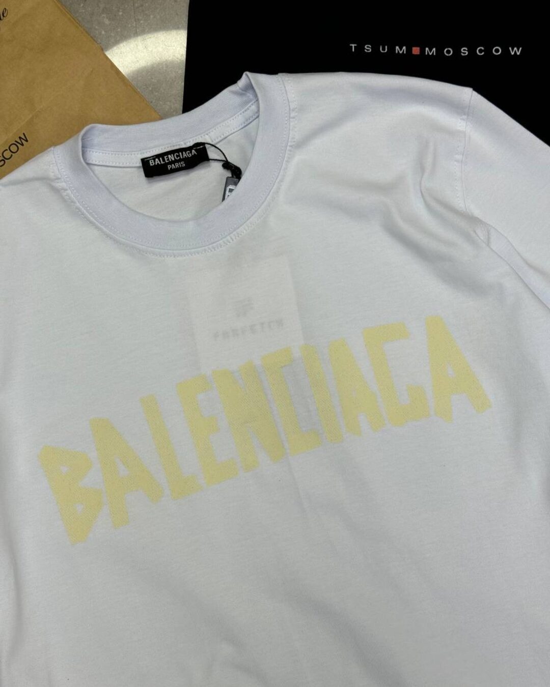 Футболка Balenciaga