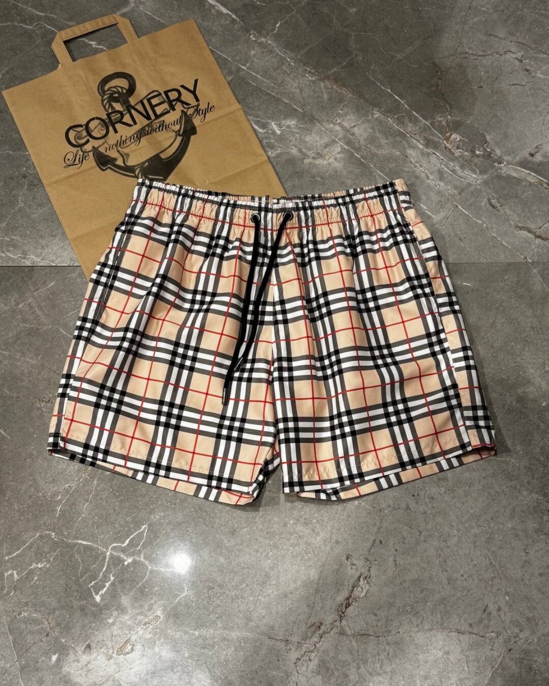 Шорты Burberry