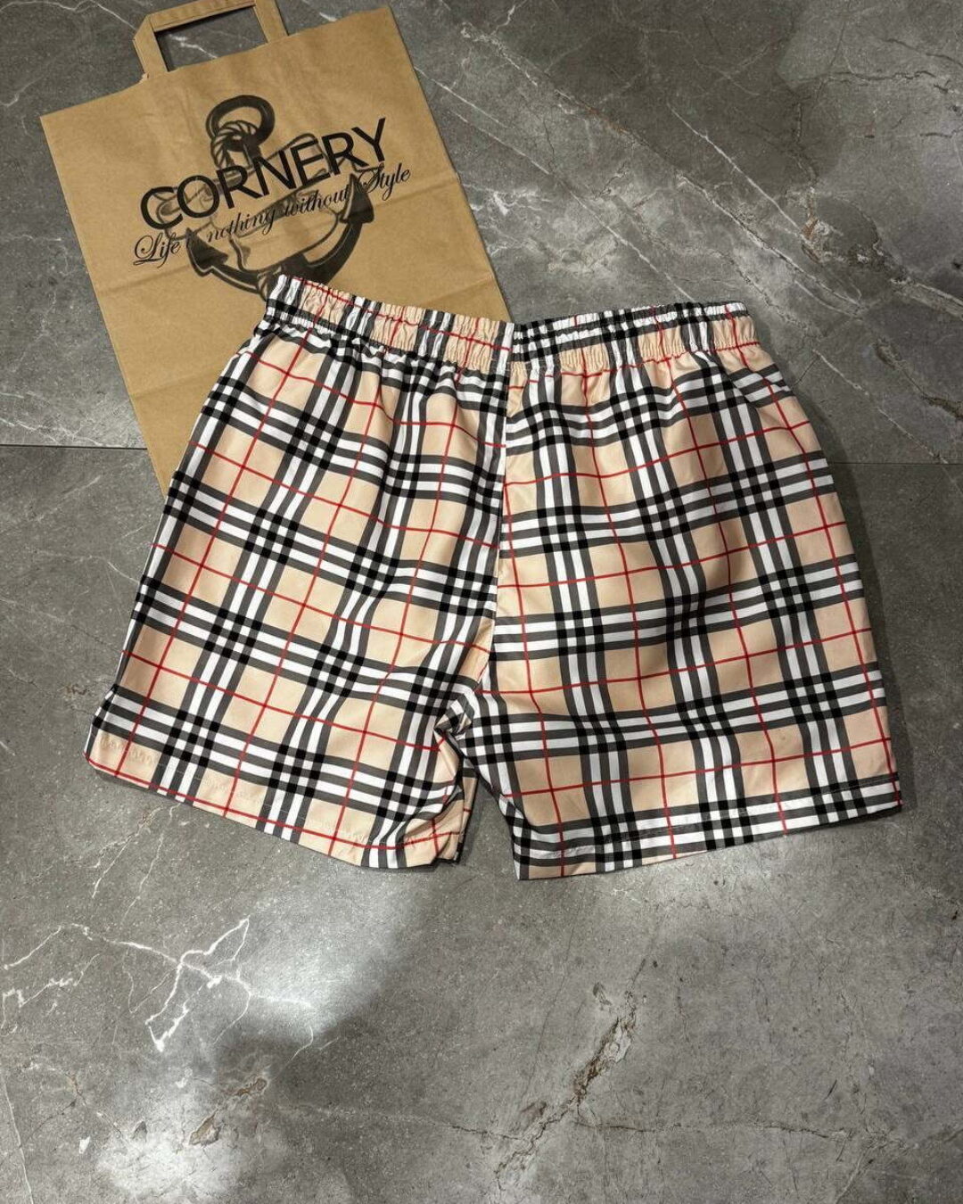 Шорты Burberry