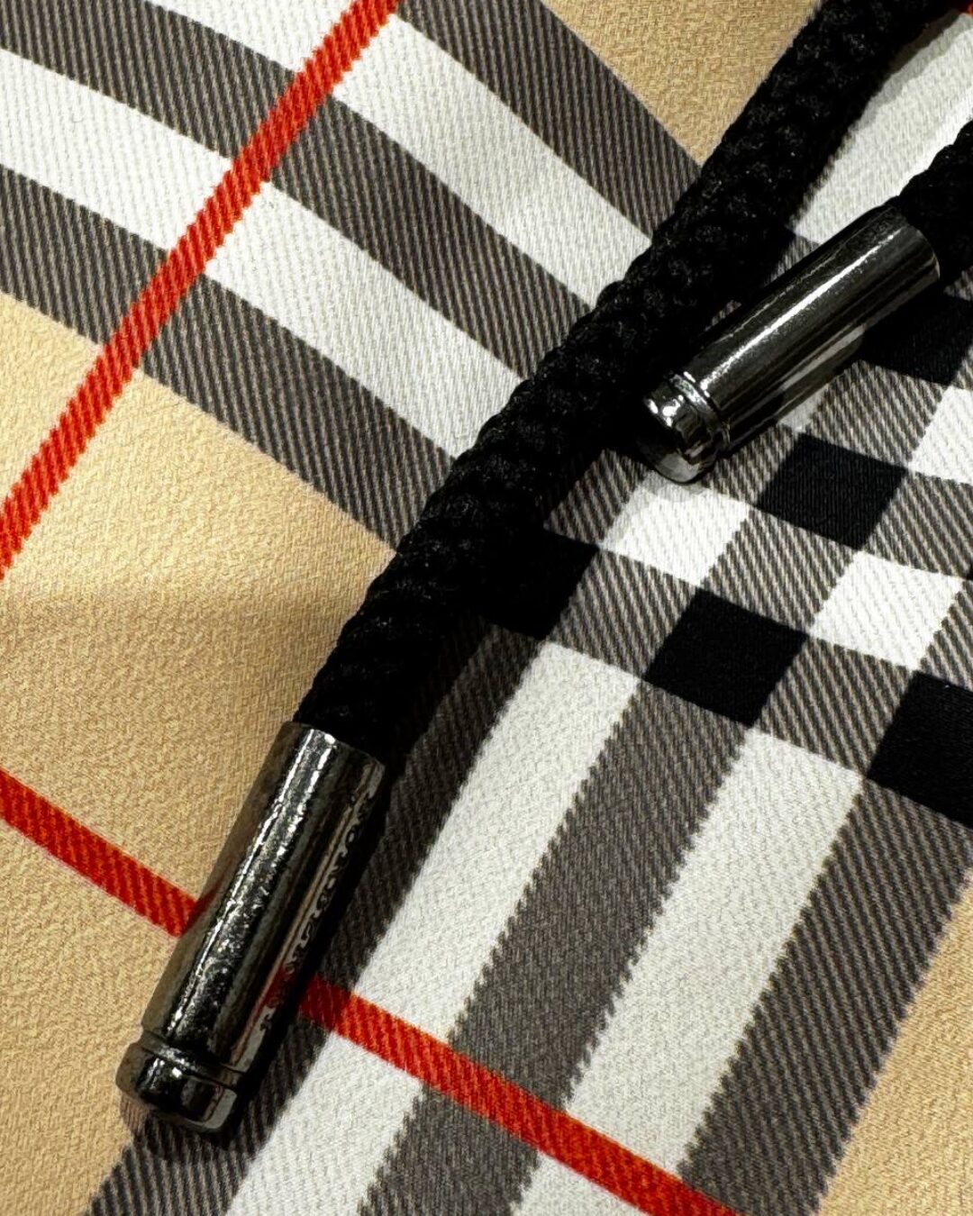 Шорты Burberry