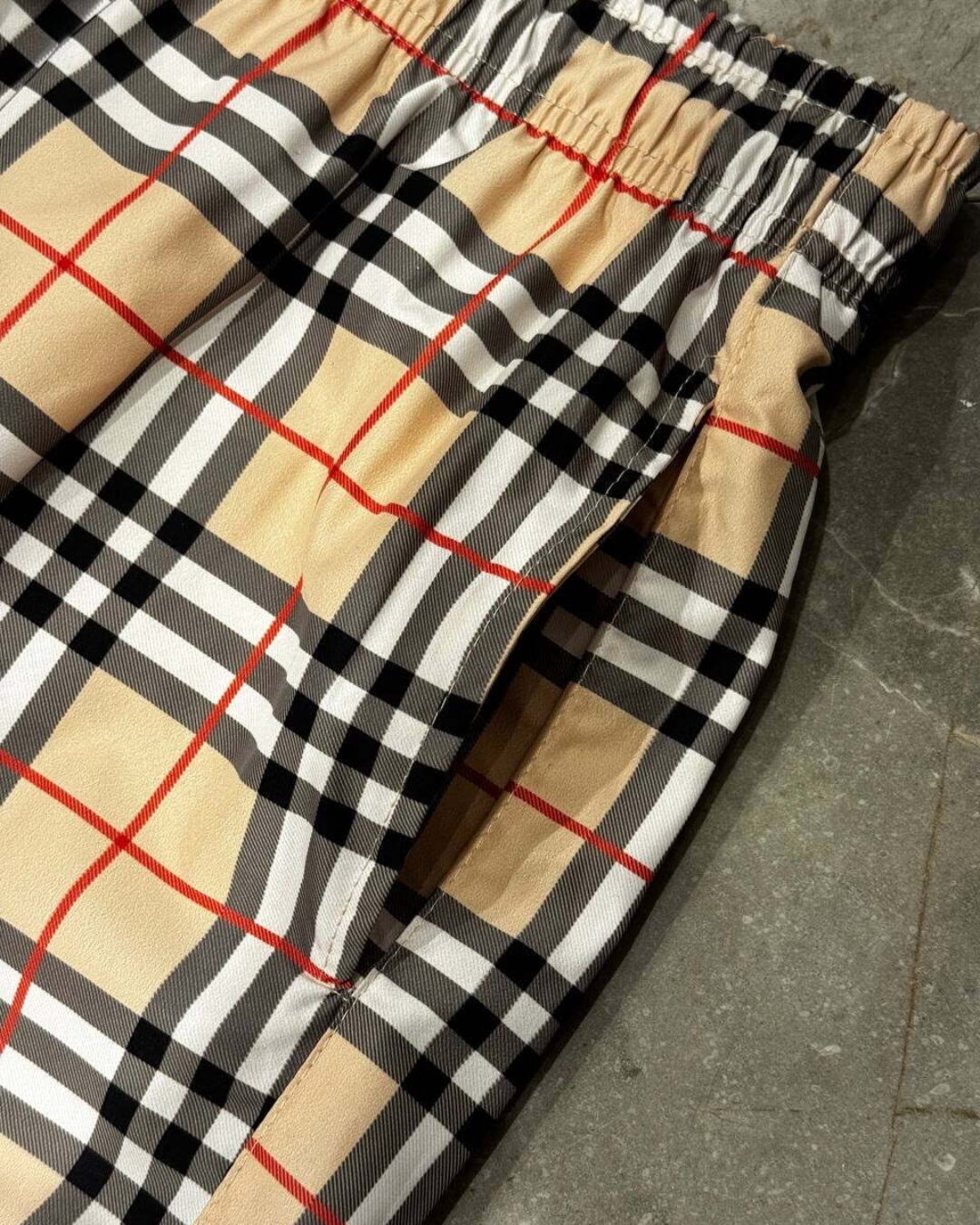 Шорты Burberry