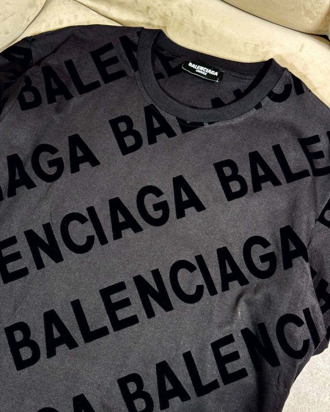 Футболка Balenciaga — фото 3