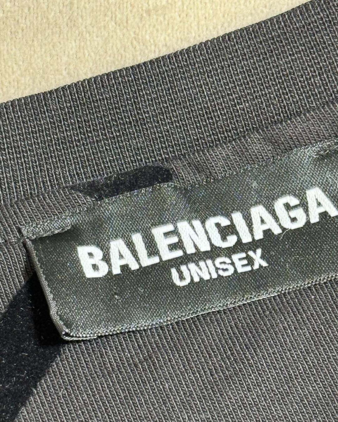Футболка Balenciaga — фото 5