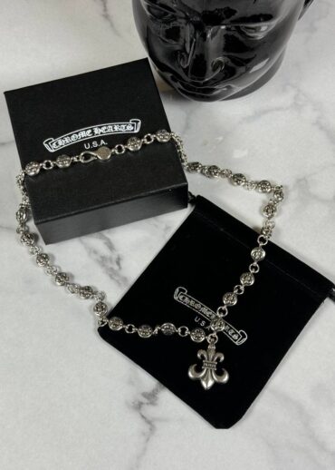 Колье Chrome Hearts