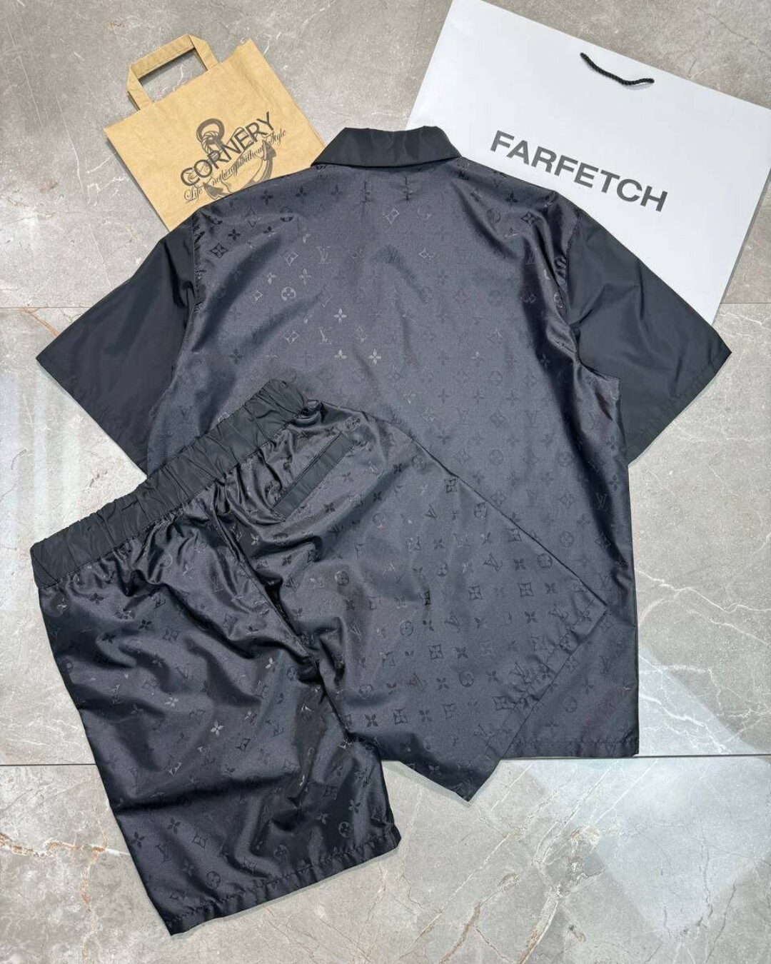 Костюм Louis Vuitton