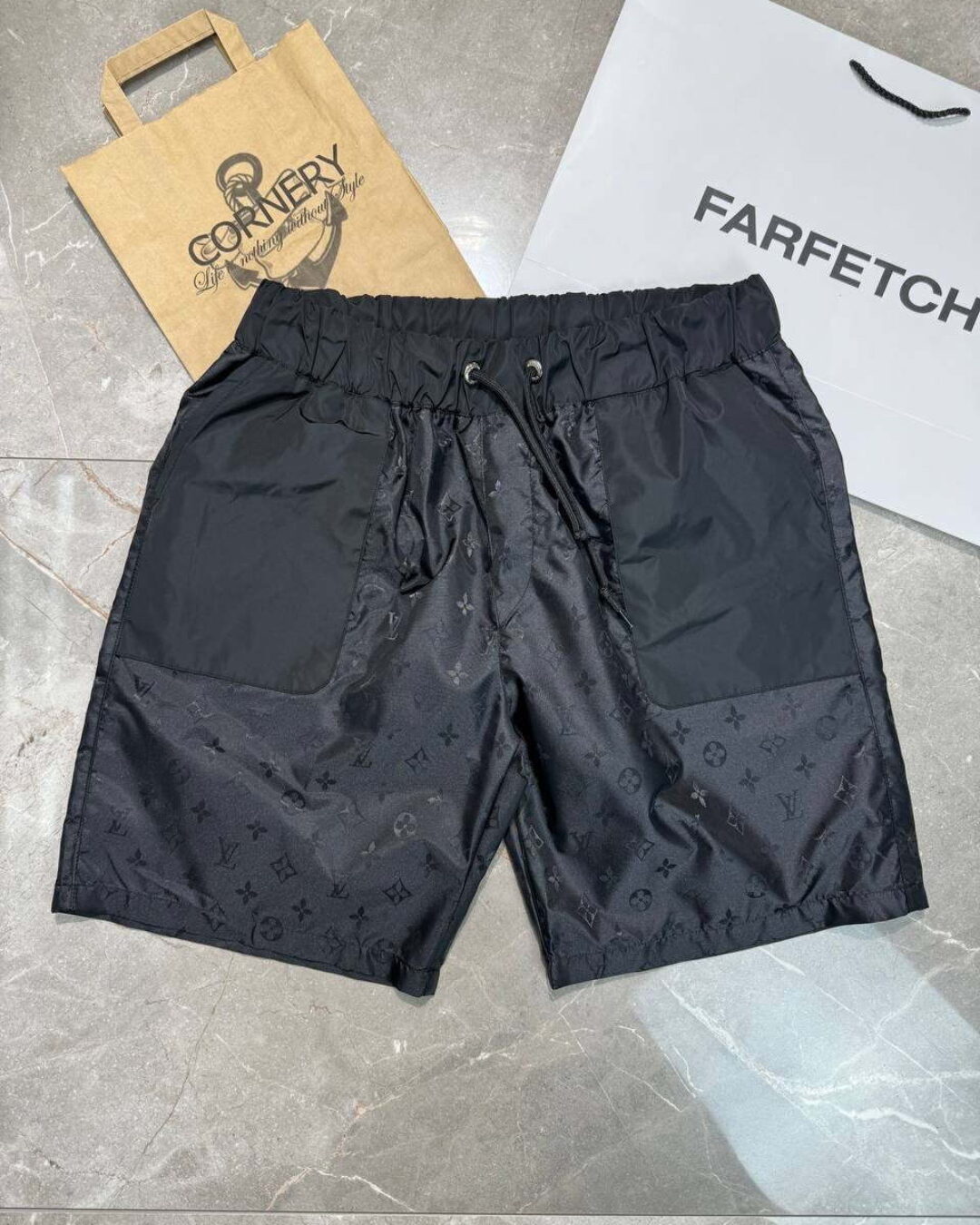 Костюм Louis Vuitton