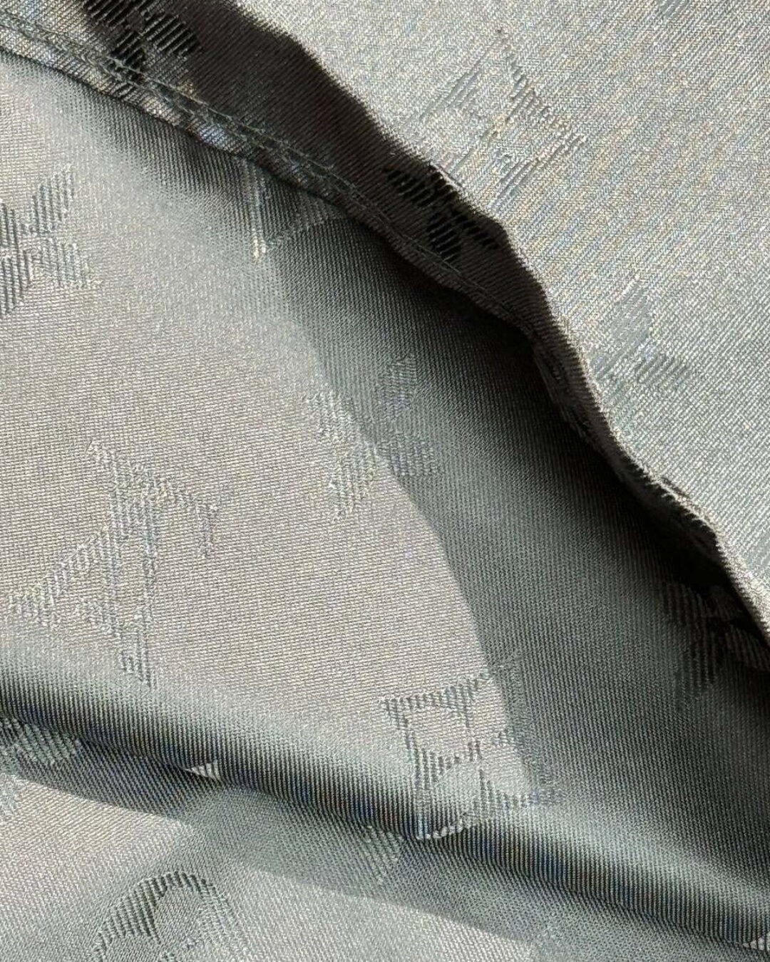 Костюм Louis Vuitton