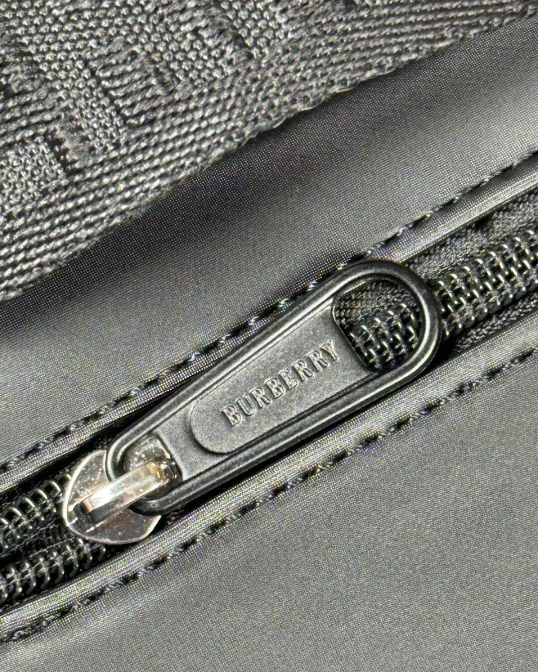 Сумка Burberry