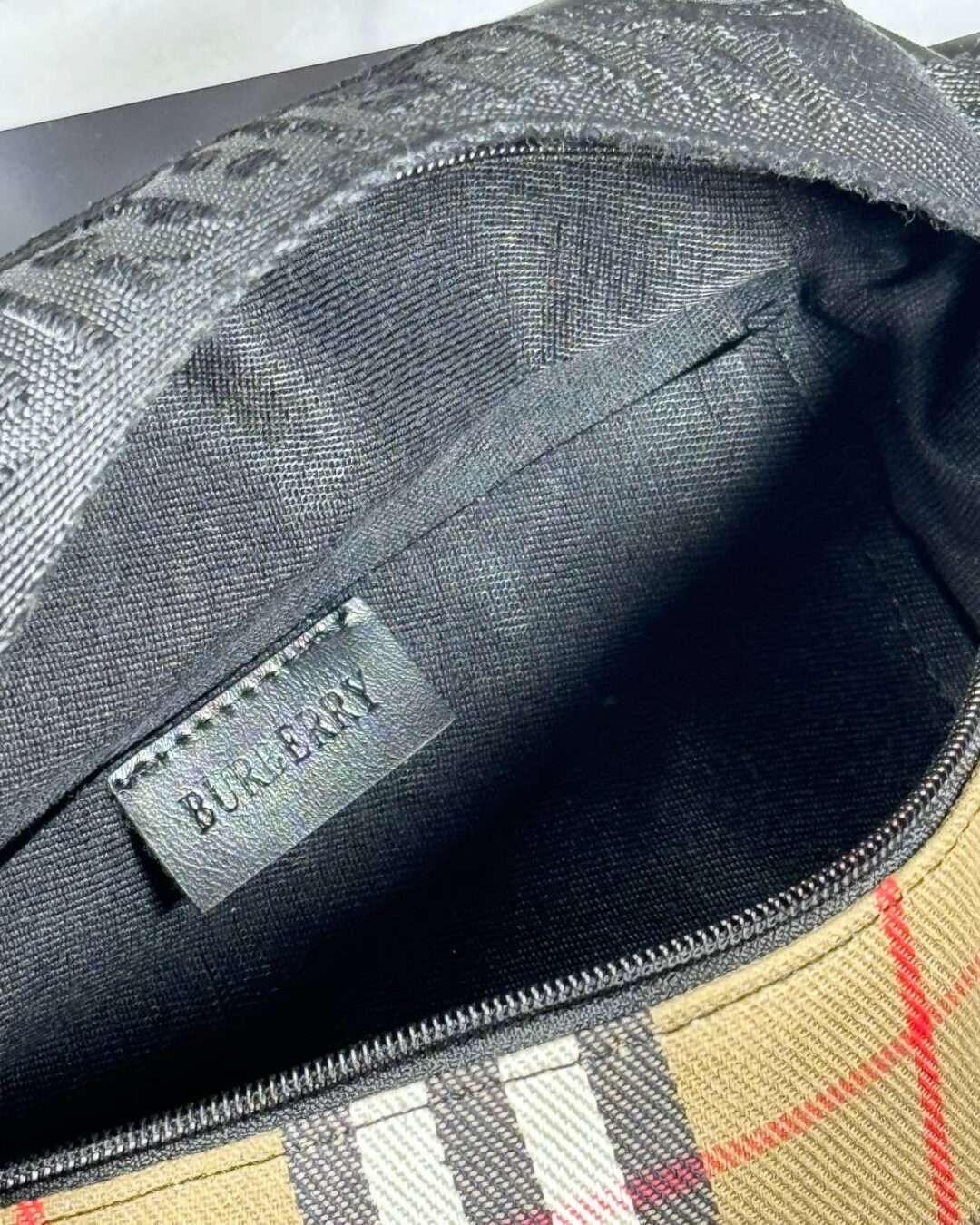 Сумка Burberry