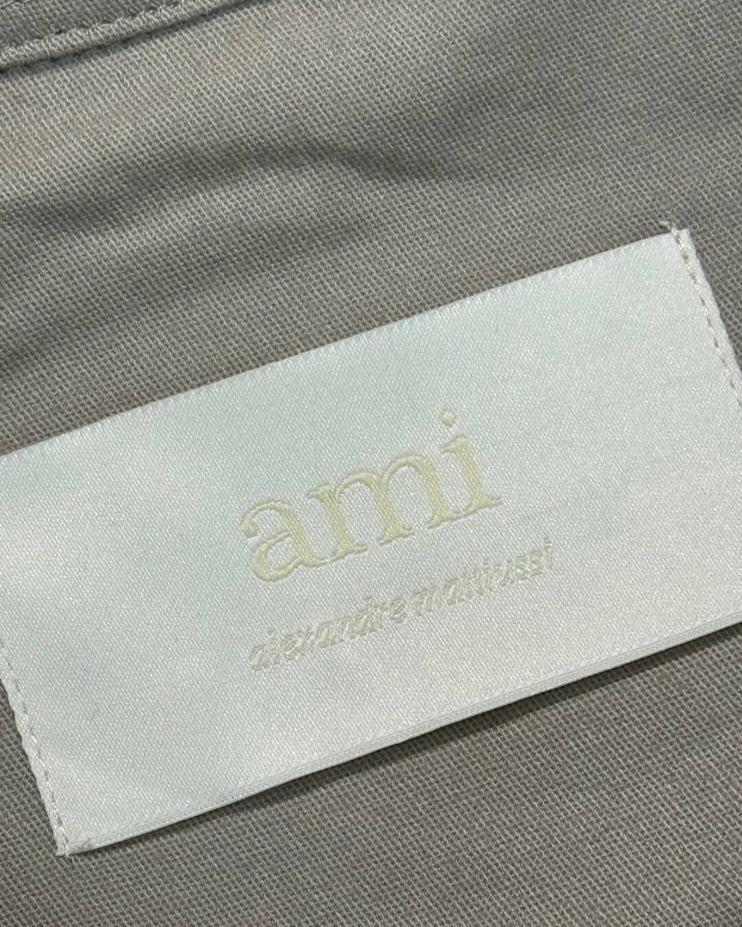 Костюм Ami