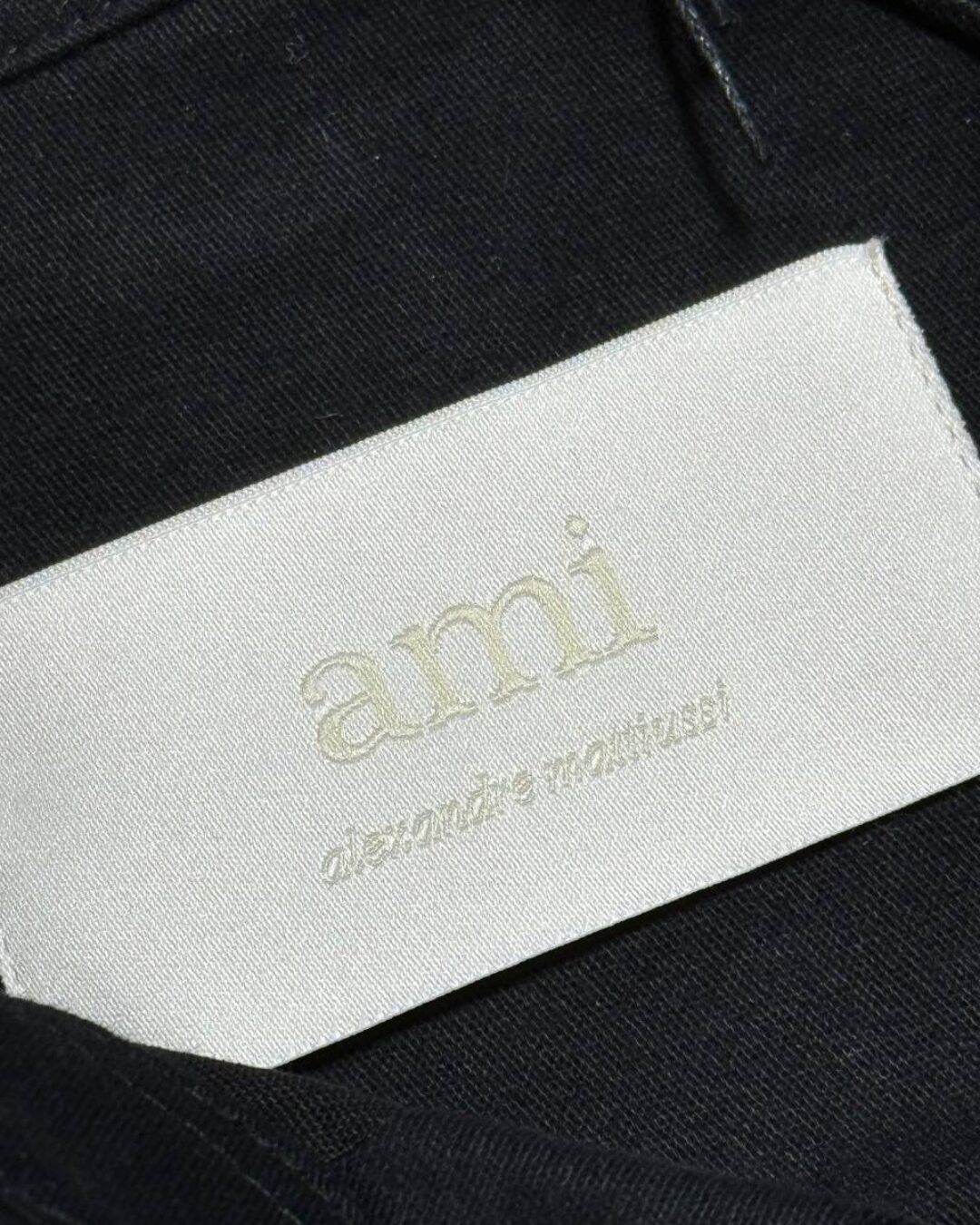 Костюм Ami
