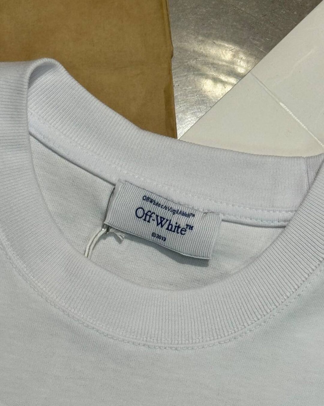 Футболка Off White x Kaws