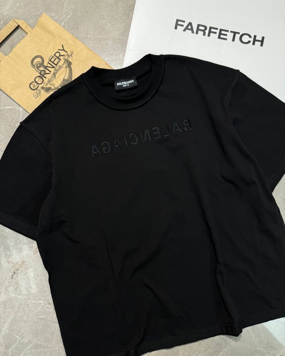 Футболка Balenciaga — фото 5