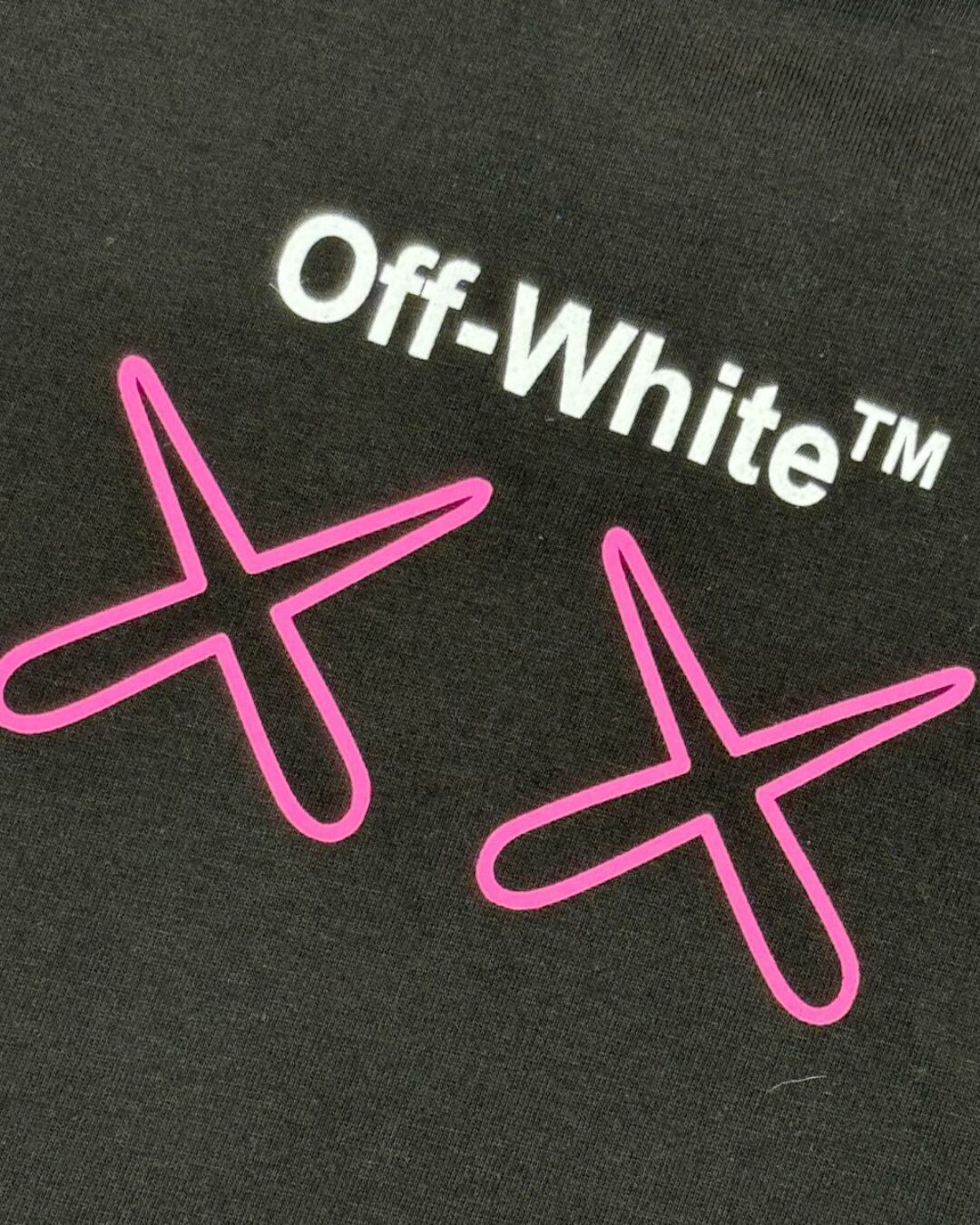 Футболка Off White x Kaws