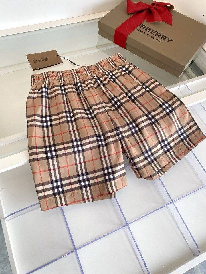 Шорты Burberry