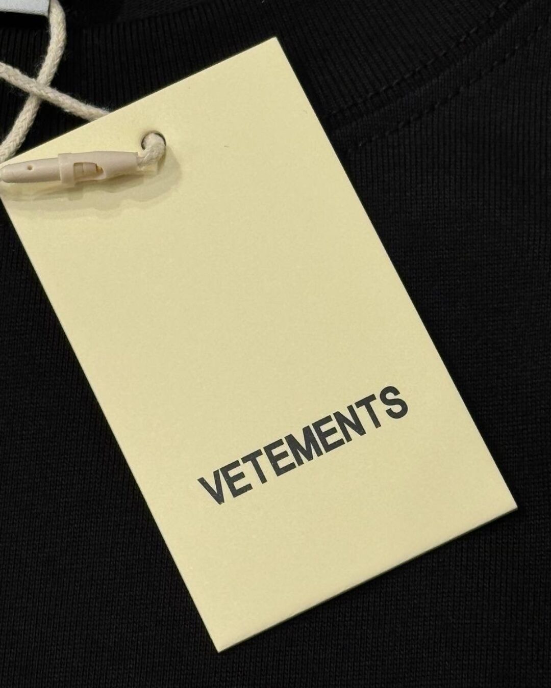Футболка Vetements Logo